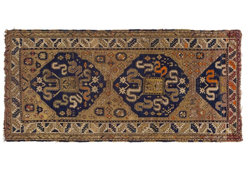 VINTAGE CAUCASIANO A