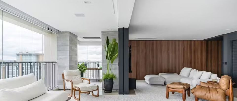 CASA E JARDIM | 56 ambientes com projetos que trazem mobiliário curvo e orgânico